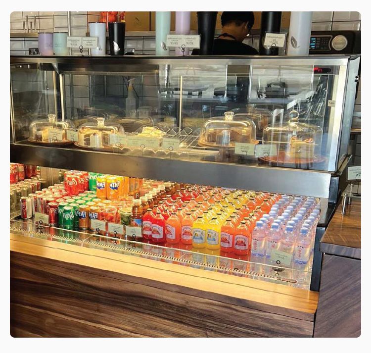 deli case in bakery